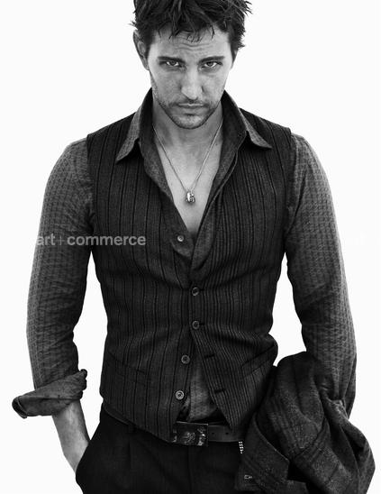 Shot_16_BERLUTI_020 f4 crop.tif