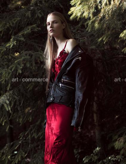VOGUE_UK_W_VANDERPERRE_00100_022_RVB.tif