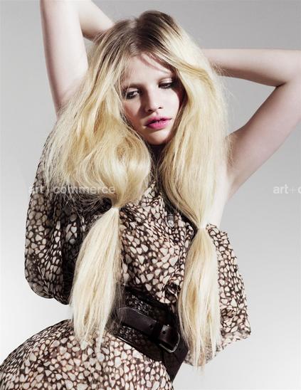 VOGUE_UK_050_014.tif