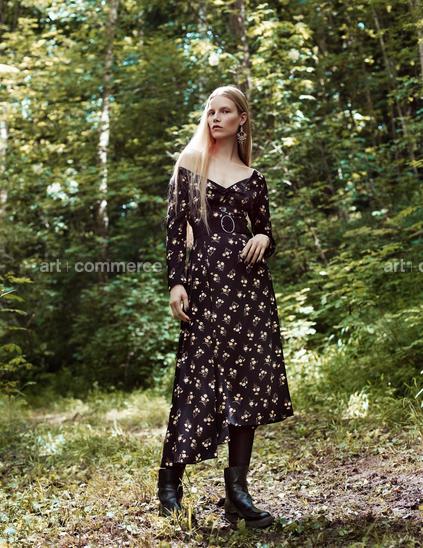 VOGUE_UK_W_VANDERPERRE_00050_035_RVB.tif