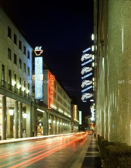 Via Roma at night