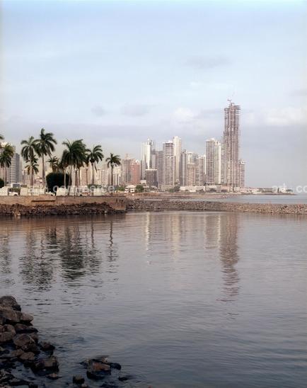 panama10A_50_51