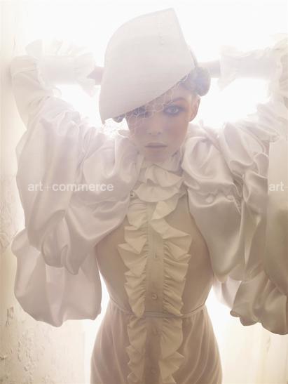 s_ivog301107_08-016 f4