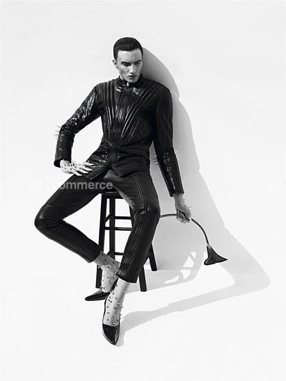 0411_VMAN_VERSACE-038 f4 cmyk.tif