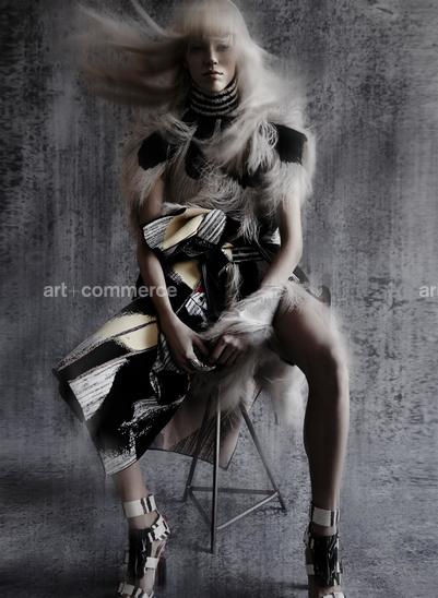 V MAGAZINE_111213_MCQUEEN_019 f3crop.tif