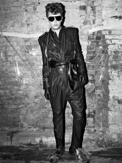 15858 IVO 15M_03 SM FOGRA…