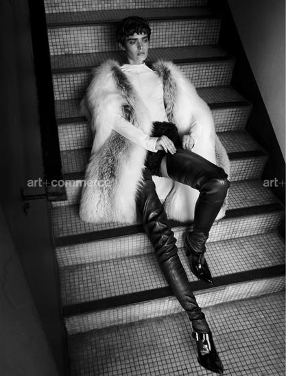 060613_ITALIAN_VOGUE_SHOT14_053 f3 Bleed.tif