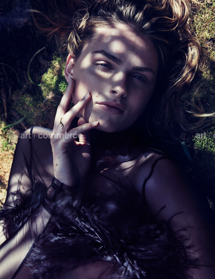 SHOT_08_LOVE_AW15_ANDREJA_018 f4 Bleed.jpg