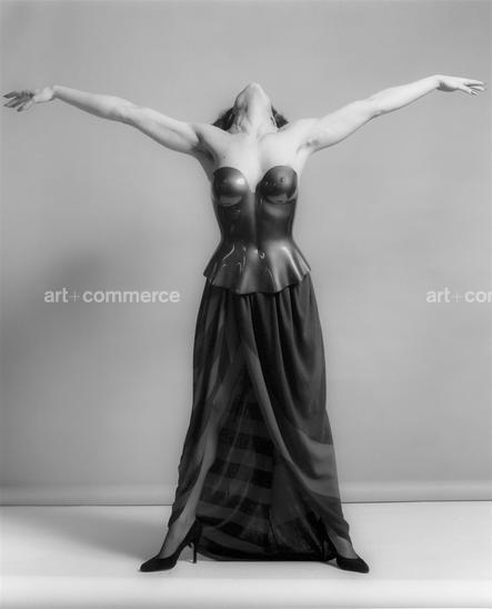 780-LisaLyon_1982-003