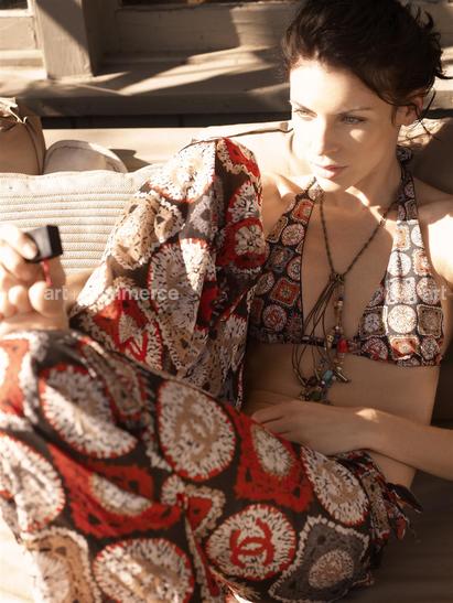 02_Elle_049-Comp-2.tif