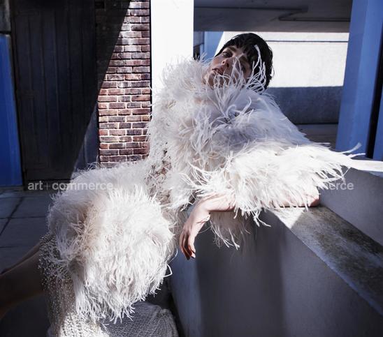 060613_ITALIAN_VOGUE_SHOT2_044 f5 Bleed.tif