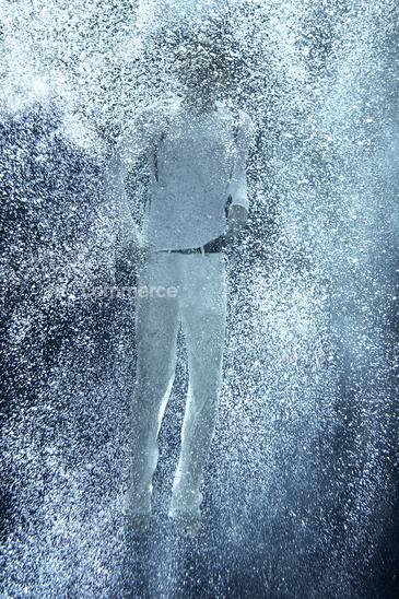 MAT_UWater-shot4--115