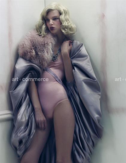 15241 WW 01E CM U30MK1 copy