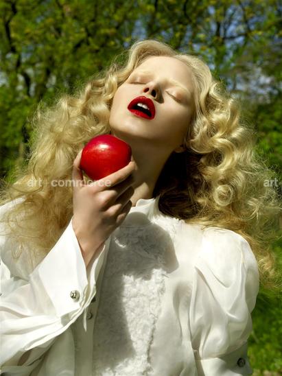 NN-ES-Fairytales-01-125e.tif
