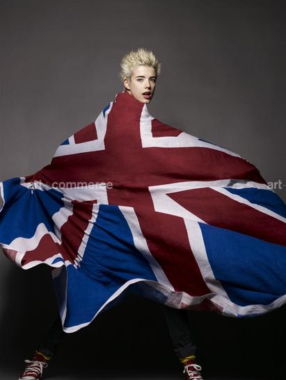 ss_dazed_201107_AD-206 f2