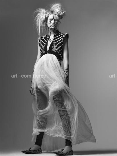 15143 INT 06G CM DQZ30J copy