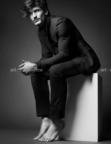 VOGUE_HOMME_12213_SHOT_5_041 f4 crop.ti