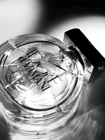RB_Perfume_004_V2_C_300.tif