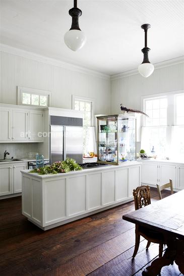 EDC040114Devera05.psd