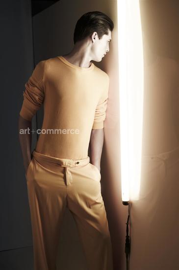 1109_VMAN_VUITTON_013_F2