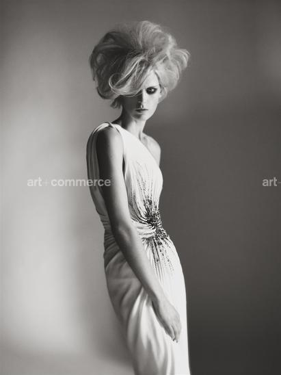 17366 IVO 15E PR FG-Sm_cs.tif