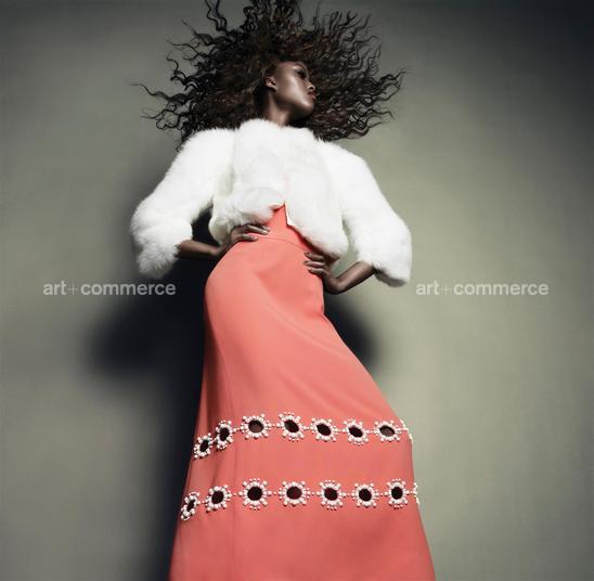 07-Vuitton-048 f4 bleed copy.tif