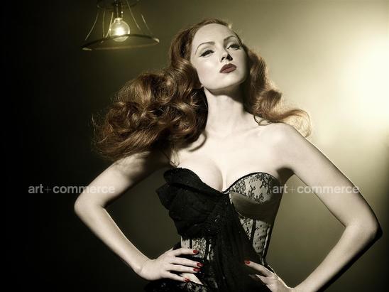 01_Elle_Noir_263-v2.tif
