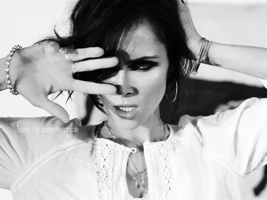 18_Elle_VCB_001_r.tif