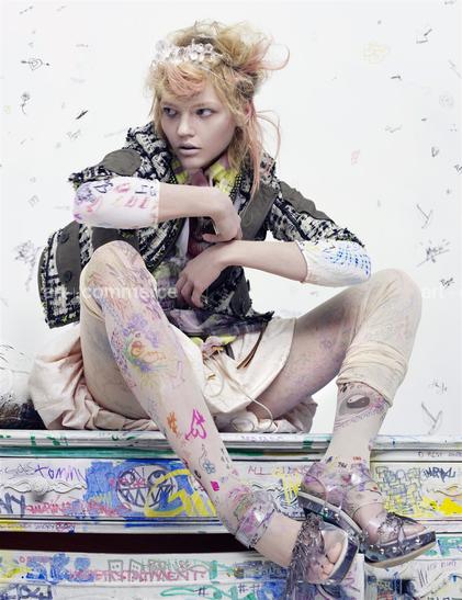 16316 INT 01J CM FG39MK300 copy.