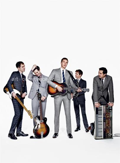 16632 UGQ 03i RB FG-Sm-cs.tif