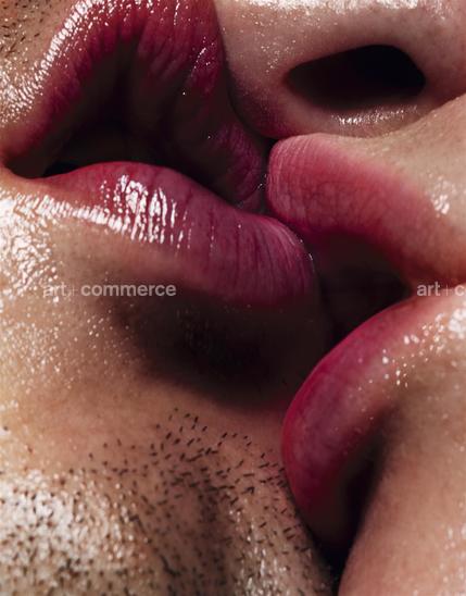 exhibition1010_shot01_212_F2 CMYK.tif