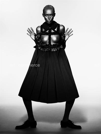 ss_another_300508_comme-007 f4.tif