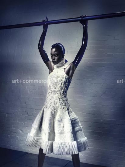 0511_LOVE_15_039 f8 v3 cmyk.tif