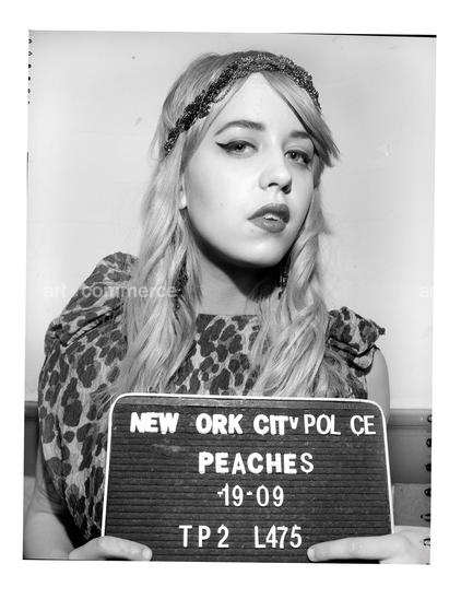 15570 WW 12J SM UMK_Sm copy