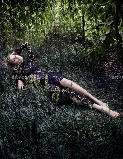 SHOT_17_LOVE_AW15_EVA_109 f3 Crop Bleed.jpg