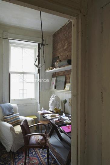 WA_NYT_Derian_Office_01_009.tif