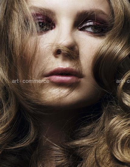 ss_vmag_170409_01-007 f3CMYK.tiff