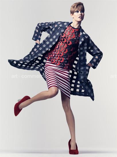 18693 UVO 09G CM.tif