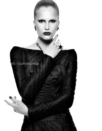 15936 AMA 09D CM FOG39MK300 copy.tif