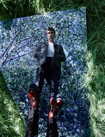 SHOT_37_LOVE_AW15_GABE_179 f5 Bleed.jpg