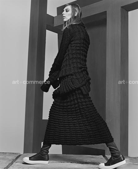 19674 NYT 02G CM.tif