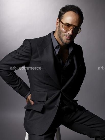 s_gqs_230108_TOMFORD_03-