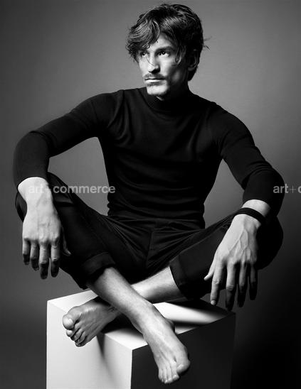 VOGUE_HOMME_12213_SHOT_7_002 f4 crop.tif