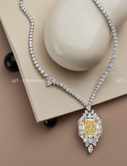 This is medium resolution jpg received from the artist.